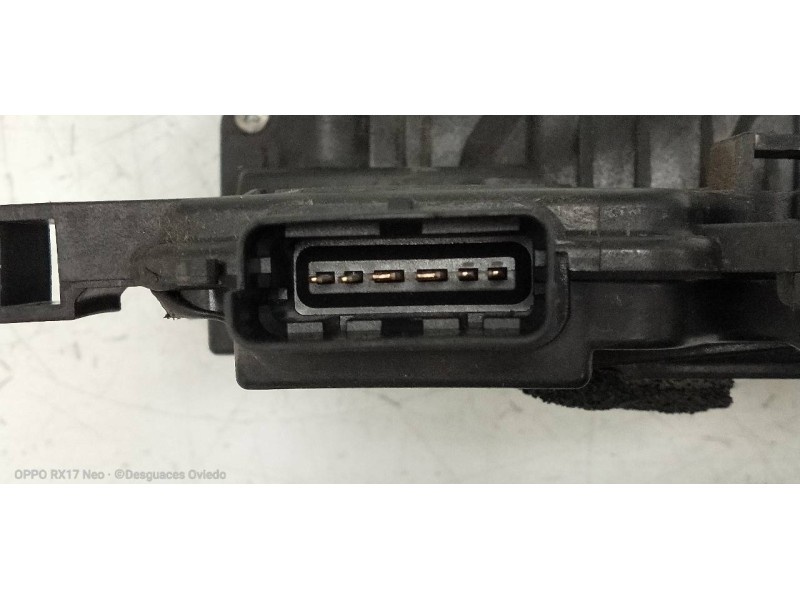 Recambio de motor cierre centralizado delantero izquierdo para kia soul diva referencia OEM IAM 813102K000  