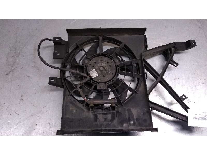 Recambio de electroventilador para opel vectra b berlina 2.0 dti referencia OEM IAM 0130303849 52475659 BOSCH