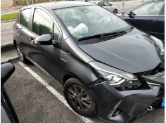 toyota yaris del año 2017