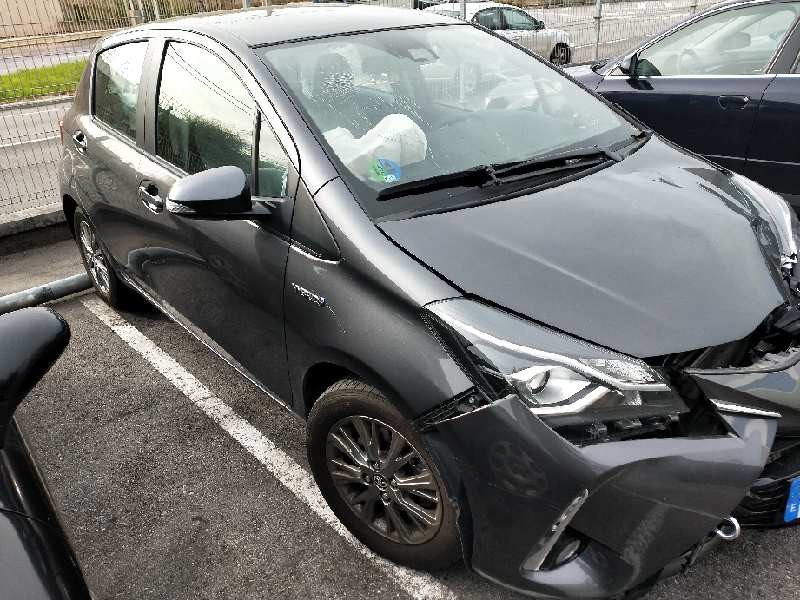 toyota yaris del año 2017