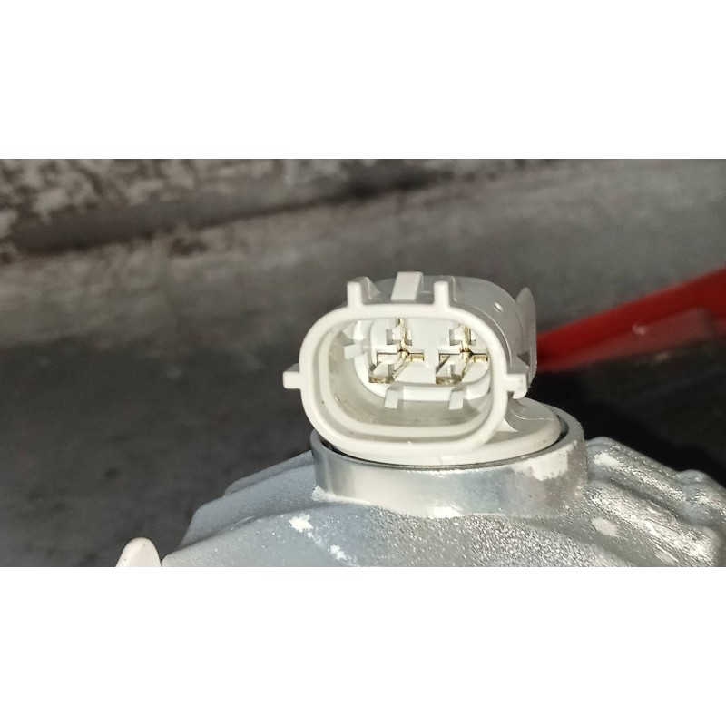 Recambio de piloto trasero derecho interior para toyota auris touring sports (e18) 1.8 16v cat (híbrido) referencia OEM IAM   