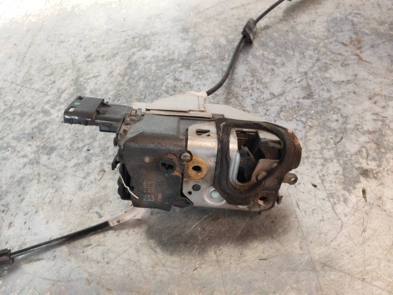 Recambio de motor cierre centralizado trasero derecho para citroen c5 berlina exclusive referencia OEM IAM 574394  