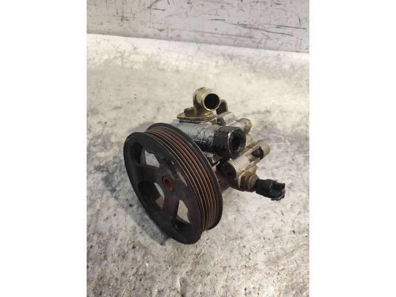 Recambio de bomba direccion para toyota avensis berlina (t 22) 1.6 tempus (4-ptas.) referencia OEM IAM U2002430  