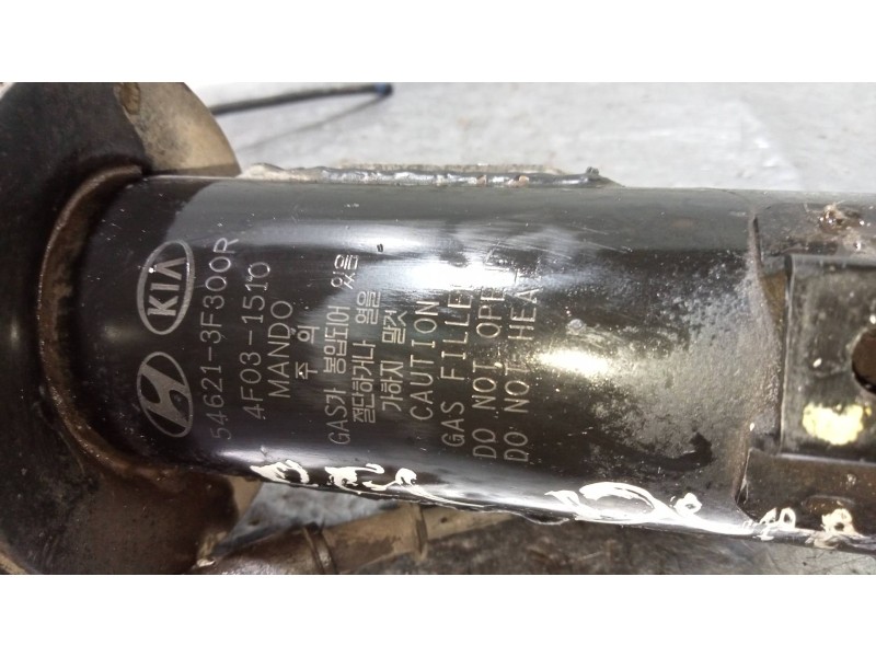 Recambio de amortiguador delantero derecho para kia opirus básico referencia OEM IAM 546213F300  