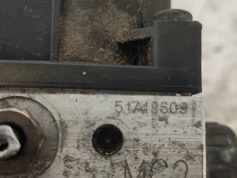 Recambio de abs para alfa romeo 147 (190) 1.6 t.spark distinctive referencia OEM IAM 0265900051 0265224097 51748609