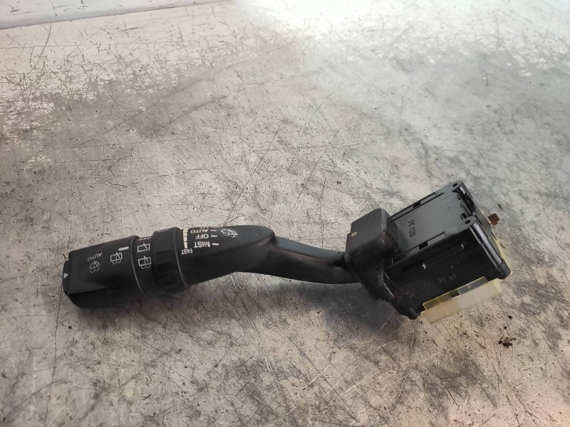 Recambio de mando limpia para ssangyong kyron 200 xdi limited referencia OEM IAM   8590009152