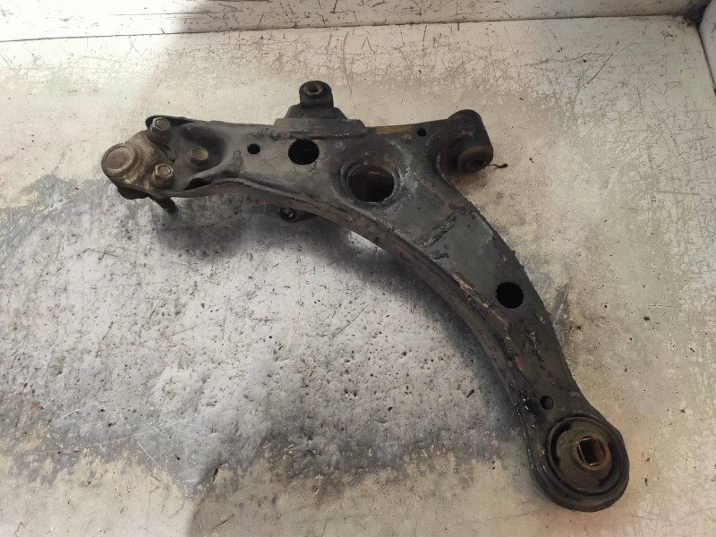 Recambio de brazo suspension inferior delantero derecho para toyota avensis berlina (t 22) 1.6 tempus (4-ptas.) referencia OEM I