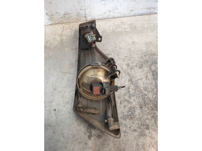 Recambio de faro antiniebla izquierdo para citroen c5 berlina exclusive referencia OEM IAM 27156100 27156300 