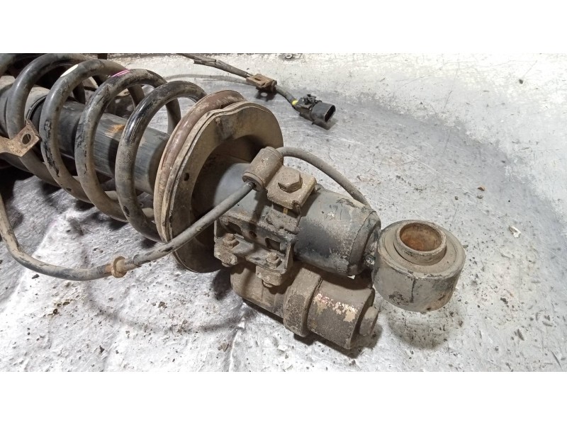 Recambio de amortiguador trasero derecho para kia opirus básico referencia OEM IAM 553213F300  