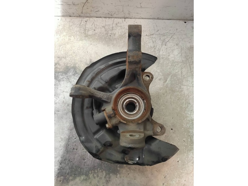 Recambio de mangueta delantera izquierda para toyota avensis berlina (t 22) 1.6 tempus (4-ptas.) referencia OEM IAM   