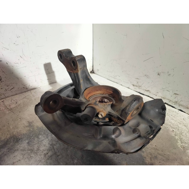 Recambio de mangueta delantera izquierda para toyota avensis berlina (t 22) 1.6 tempus (4-ptas.) referencia OEM IAM   