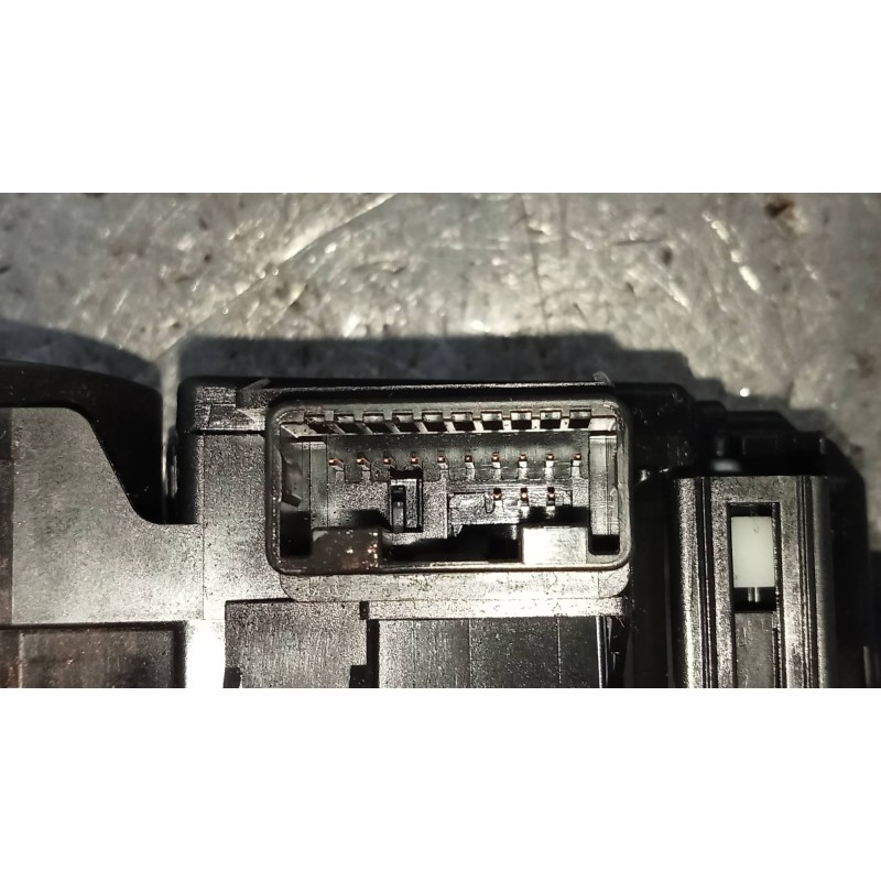 Recambio de mando luces para toyota auris touring sports (e18) 1.8 16v cat (híbrido) referencia OEM IAM   