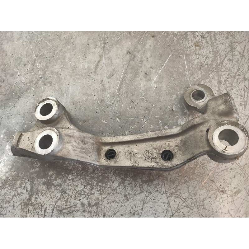 Recambio de brazo suspension superior delantero izquierdo para lancia thesis (115) 3.0 v6 24v cae emblema referencia OEM IAM 606