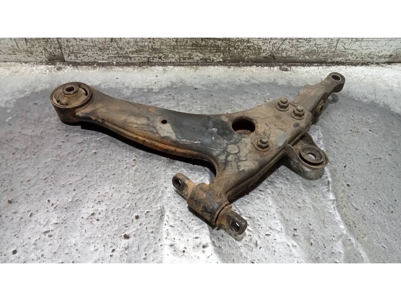 Recambio de brazo suspension inferior delantero derecho para kia opirus básico referencia OEM IAM   