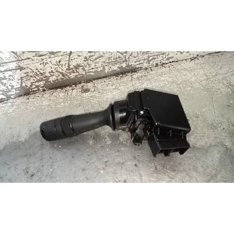 Recambio de mando limpia para toyota auris touring sports (e18) 1.8 16v cat (híbrido) referencia OEM IAM   