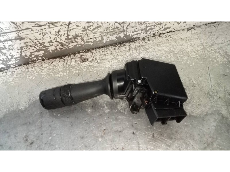 Recambio de mando limpia para toyota auris touring sports (e18) 1.8 16v cat (híbrido) referencia OEM IAM   