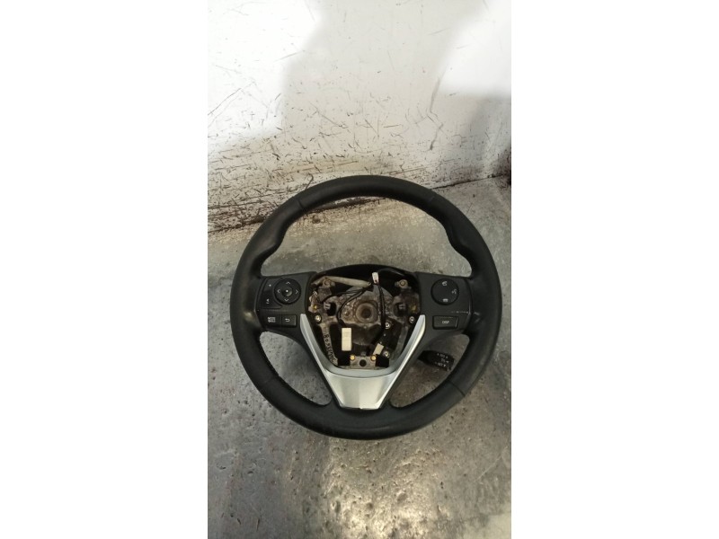 Recambio de volante para toyota auris touring sports (e18) 1.8 16v cat (híbrido) referencia OEM IAM 622837800  