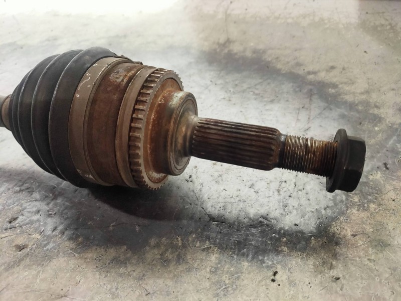 Recambio de transmision delantera izquierda para toyota avensis berlina (t 22) 1.6 tempus (4-ptas.) referencia OEM IAM   