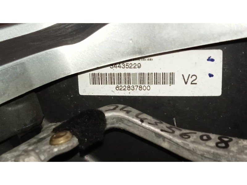 Recambio de volante para toyota auris touring sports (e18) 1.8 16v cat (híbrido) referencia OEM IAM 622837800  