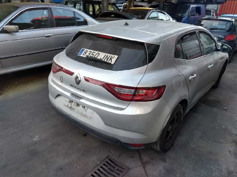 renault megane iv berlina 5p del año 2016