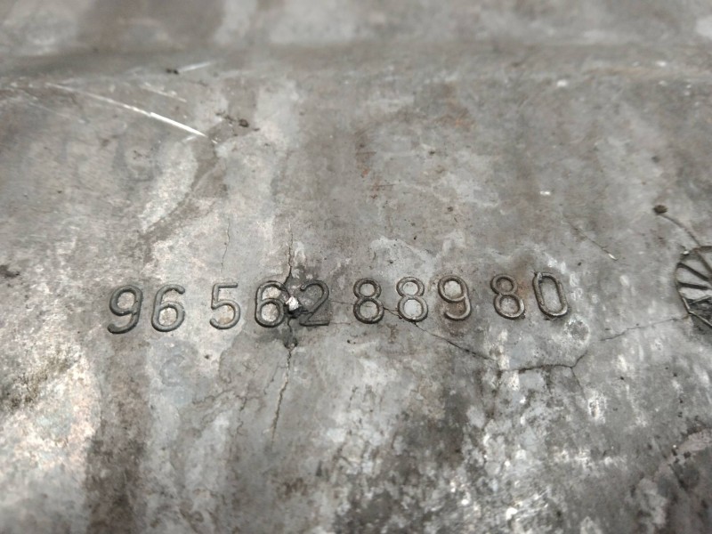 Recambio de carter para peugeot 407 st confort referencia OEM IAM   