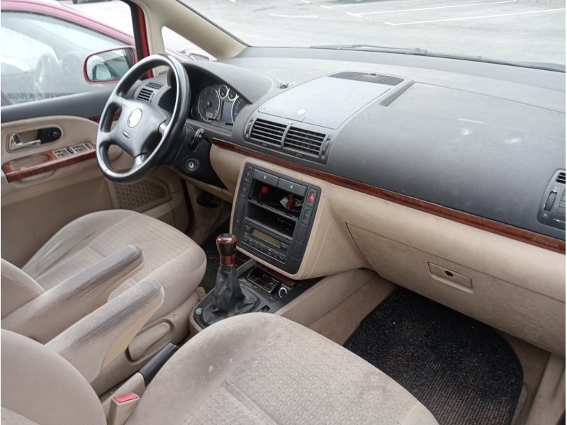 seat alhambra (7v9) del año 2002