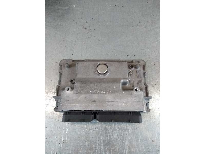 Recambio de centralita motor uce para seat ibiza (6j5) emoción referencia OEM IAM 5WA11008 03E906019R 03E906109E SIMOS111