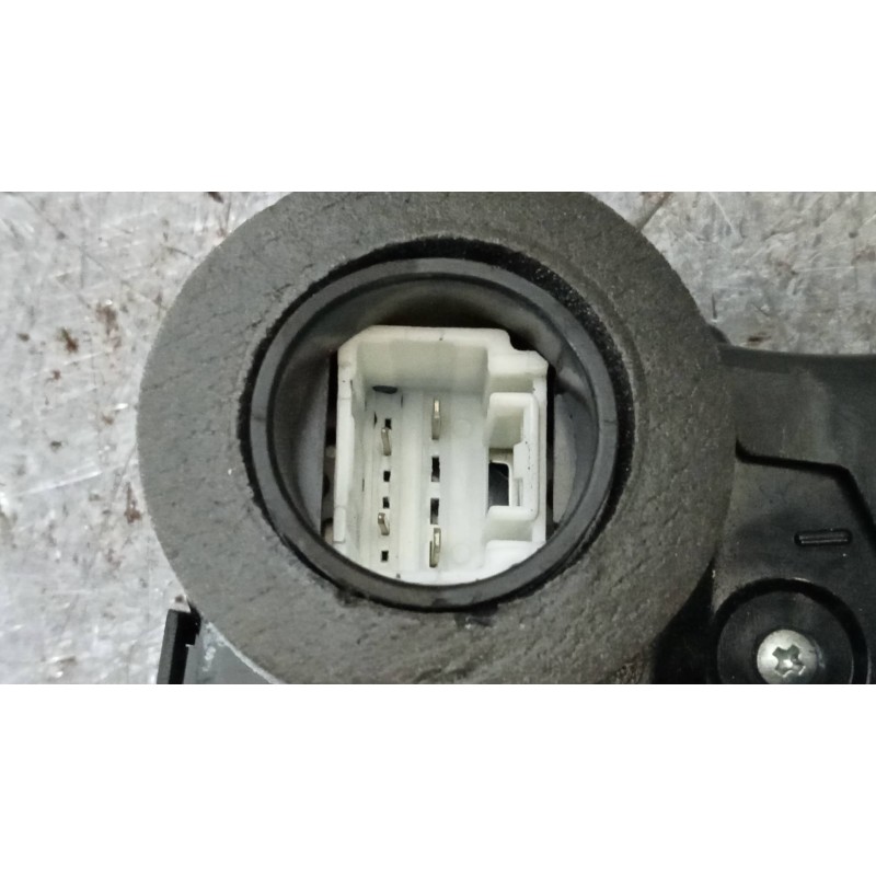 Recambio de motor cierre centralizado trasero derecho para toyota auris touring sports (e18) 1.8 16v cat (híbrido) referencia OE