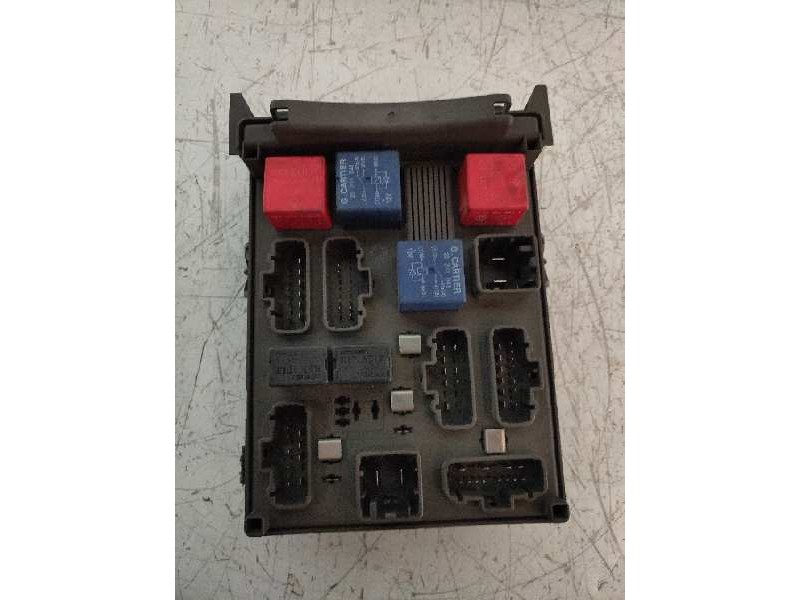 Recambio de caja reles / fusibles para renault laguna ii (bg0) authentique referencia OEM IAM 8200228549 RN2H016916 008 24831233