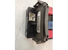 Recambio de caja reles / fusibles para renault laguna ii (bg0) authentique referencia OEM IAM 8200228549 RN2H016916 008 24831233 2