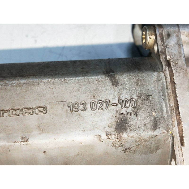 Recambio de elevalunas delantero izquierdo para mercedes clase c (w202) berlina 250 diesel (202.125) referencia OEM IAM 19302710