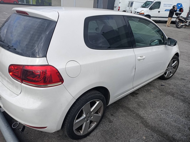 volkswagen golf vi (5k1) del año 2011