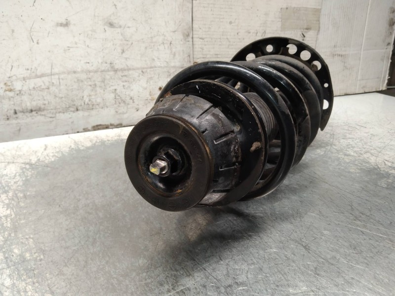Recambio de amortiguador delantero izquierdo para kia soul diva referencia OEM IAM 546502K300  
