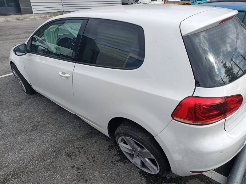 volkswagen golf vi (5k1) del año 2011