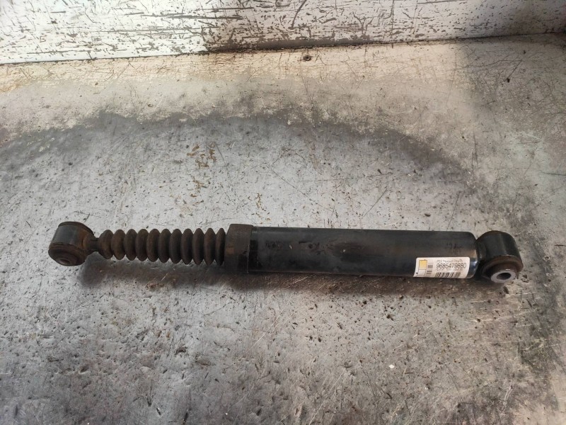 Recambio de amortiguador trasero izquierdo para citroen ds3 special edition referencia OEM IAM 9685479880  