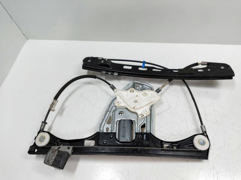 Recambio de elevalunas delantero derecho para mercedes clase c (w203) berlina 1.8 cat referencia OEM IAM A2118201742 990595101 5