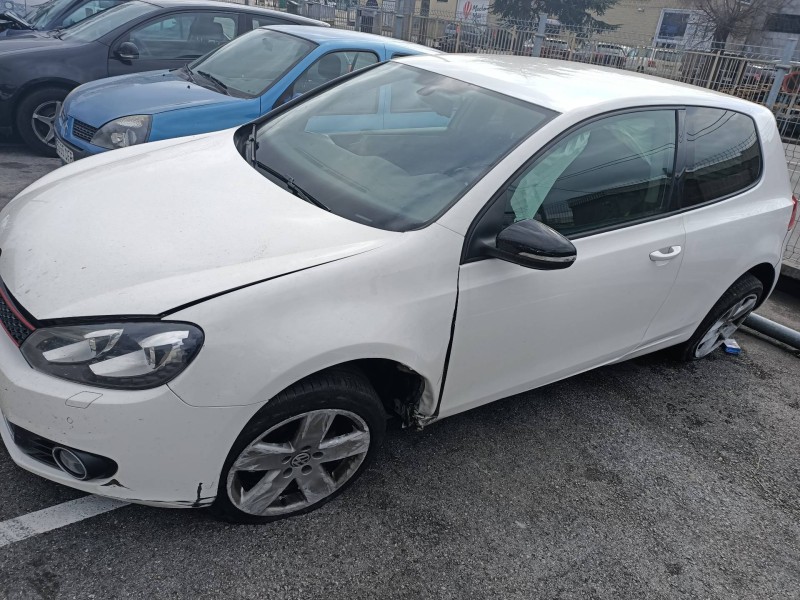 volkswagen golf vi (5k1) del año 2011