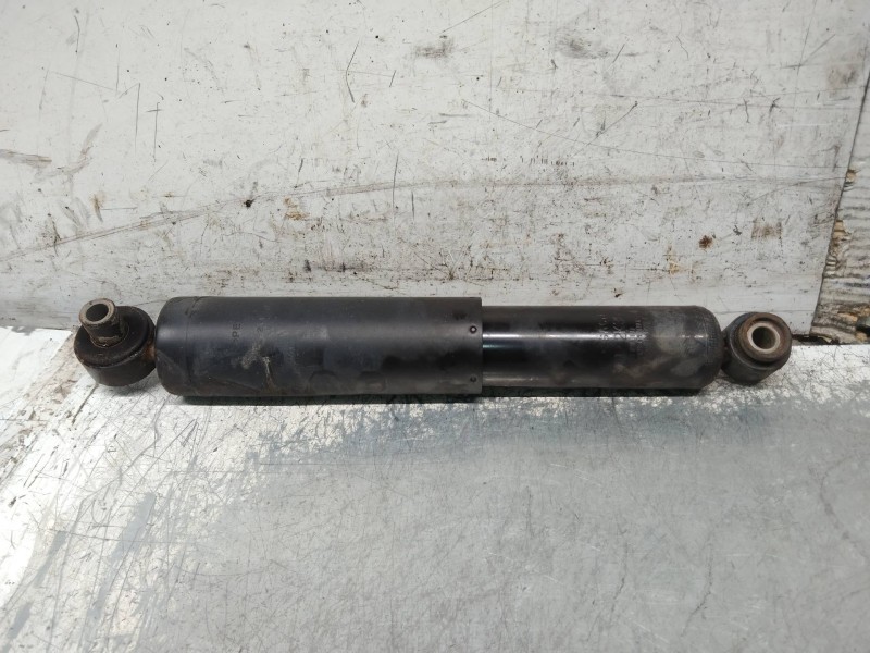 Recambio de amortiguador trasero izquierdo para kia soul diva referencia OEM IAM 553002K300  
