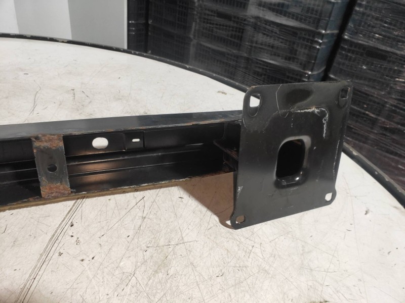 Recambio de refuerzo paragolpes trasero para land rover freelander (lr2) td4 e referencia OEM IAM   