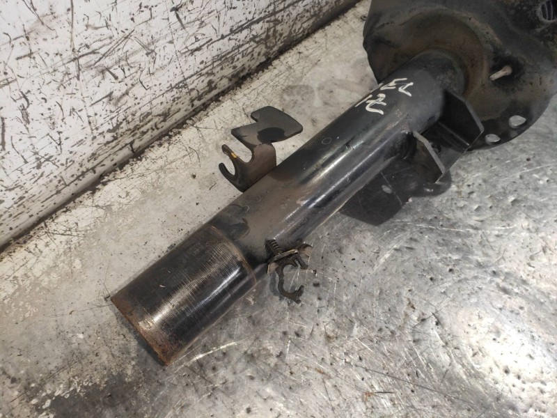 Recambio de amortiguador delantero izquierdo para land rover freelander (lr2) td4 e referencia OEM IAM 6G9118K001UAF  