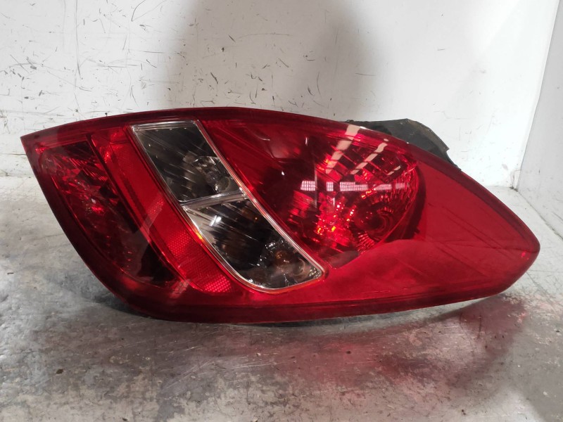 Recambio de piloto trasero derecho para hyundai i20 classic referencia OEM IAM   