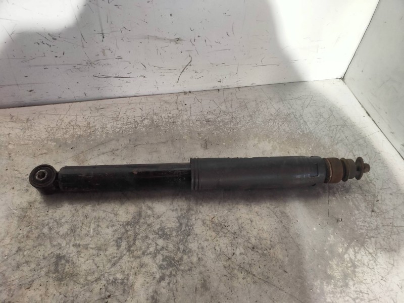 Recambio de amortiguador trasero izquierdo para ssangyong kyron 200 xdi limited referencia OEM IAM 4531009502  