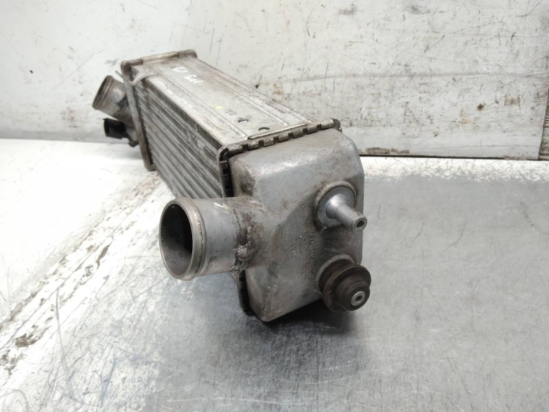 Recambio de intercooler para kia soul diva referencia OEM IAM 282712A700  