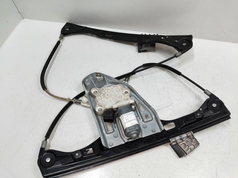 Recambio de elevalunas delantero derecho para mercedes clase c (w203) sportcoupe 2.2 cdi cat referencia OEM IAM A2118201742 9905
