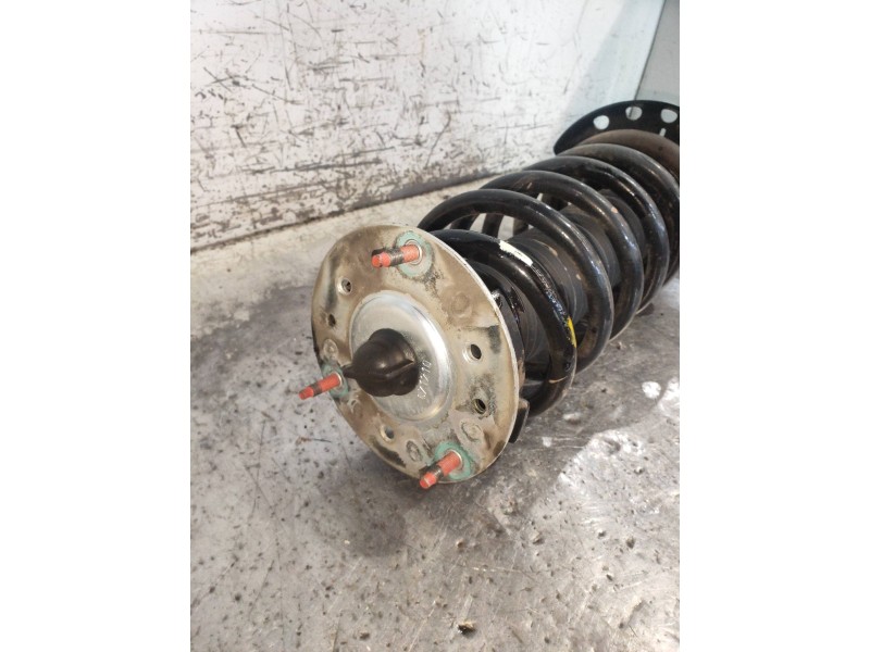 Recambio de amortiguador trasero izquierdo para land rover freelander (lr2) td4 e referencia OEM IAM 6H5218K004AE  