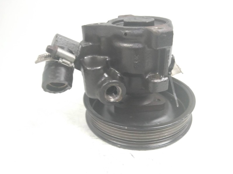 Recambio de bomba direccion para ford fiesta berl./courier 1.4 cat (pt-e) referencia OEM IAM   