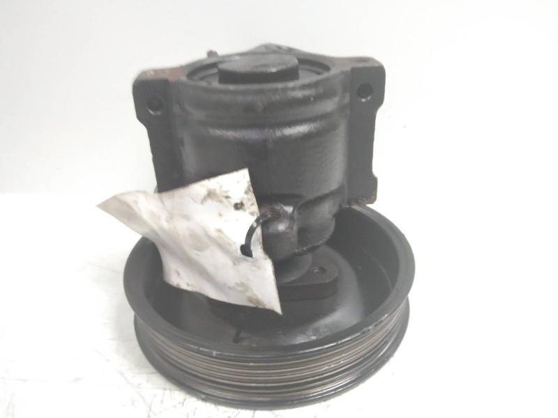 Recambio de bomba direccion para ford fiesta berl./courier 1.4 cat (pt-e) referencia OEM IAM   