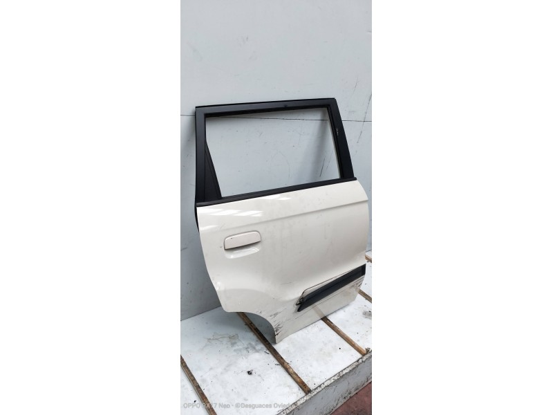 Recambio de puerta trasera derecha para kia soul diva referencia OEM IAM   