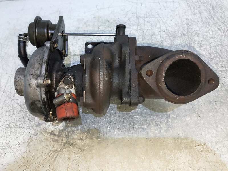 Recambio de turbocompresor para ford fiesta berl./courier 1.8 referencia OEM IAM VE1099704  