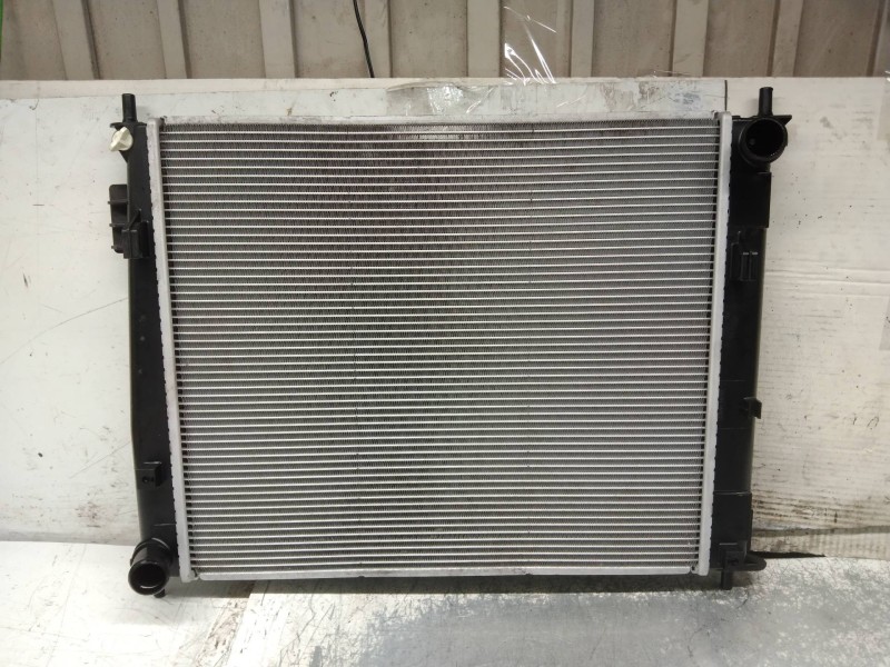 Recambio de radiador agua para kia soul diva referencia OEM IAM 253102K200  